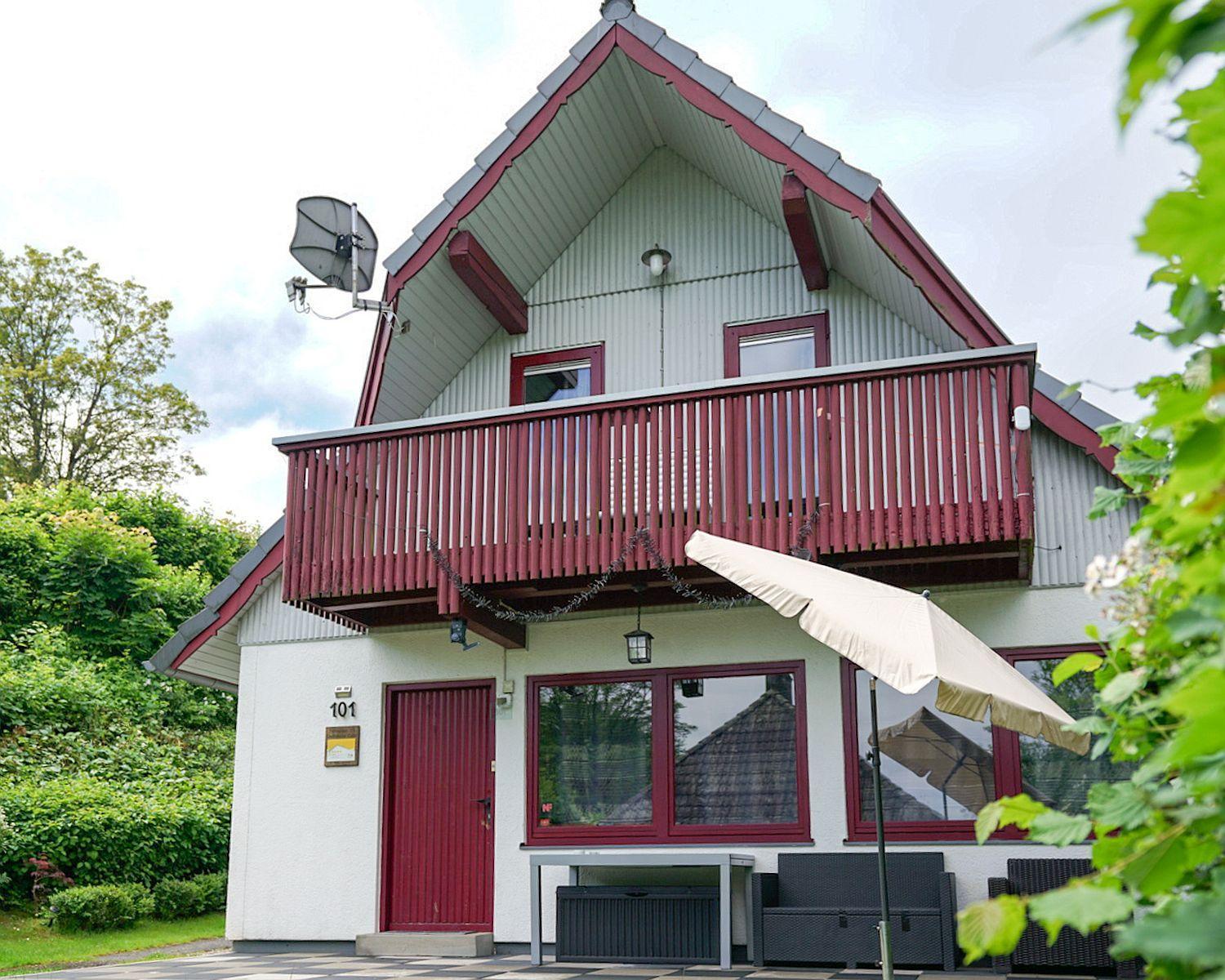 Ferienhaus "Gestiefelter Kater" Am See Im Bergland Kirchheim  Extérieur photo